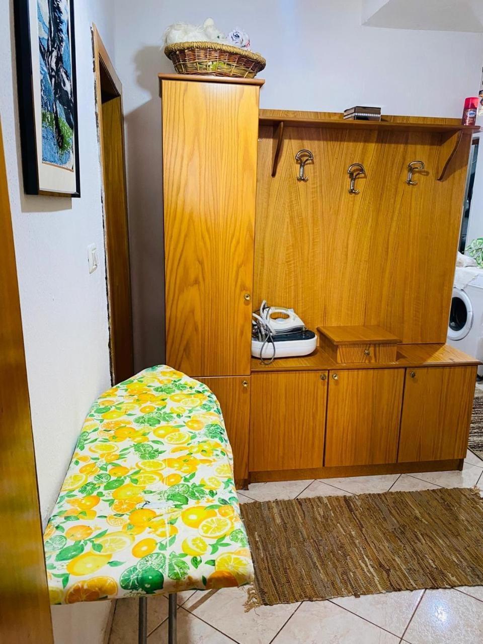 Hida Guest House Gjirokaster Luaran gambar