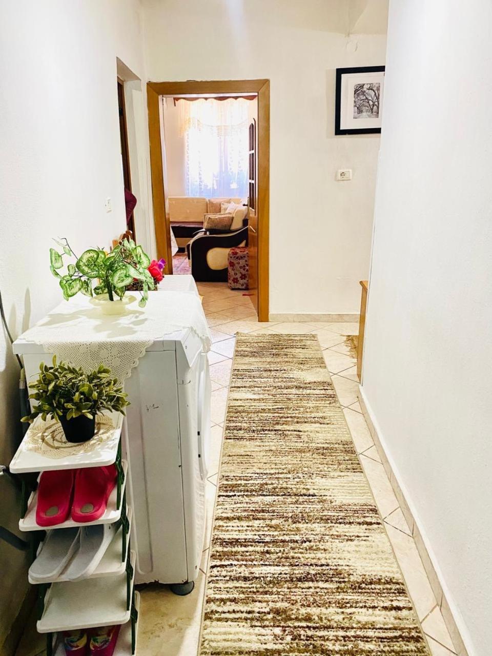 Hida Guest House Gjirokaster Luaran gambar